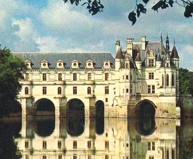 164316 Chateaux de la loire Teaser Small.png