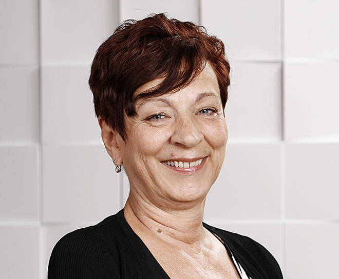 Portrait_Kunz.png Portrait_Kunz.png